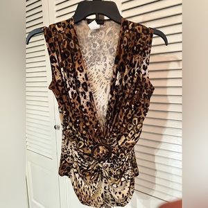Leopard print V-neck top, size large